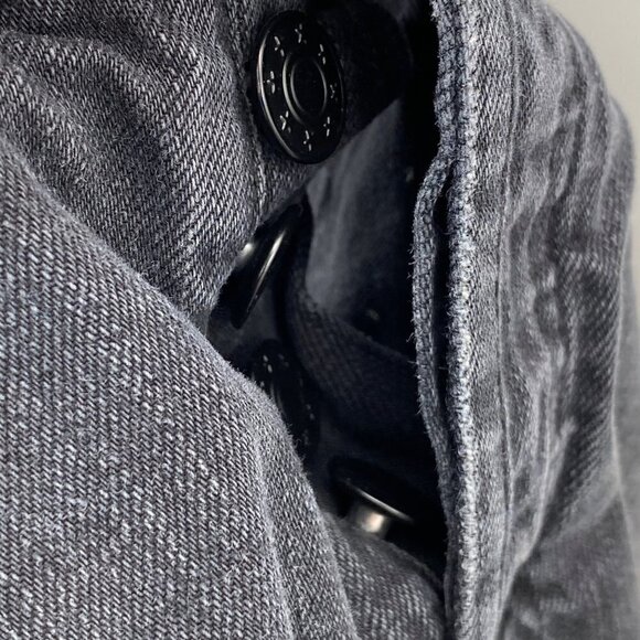 Free People Black Denim Raw Hem Button Fly Shorts Women's Size 26 - Picture 5 of 5